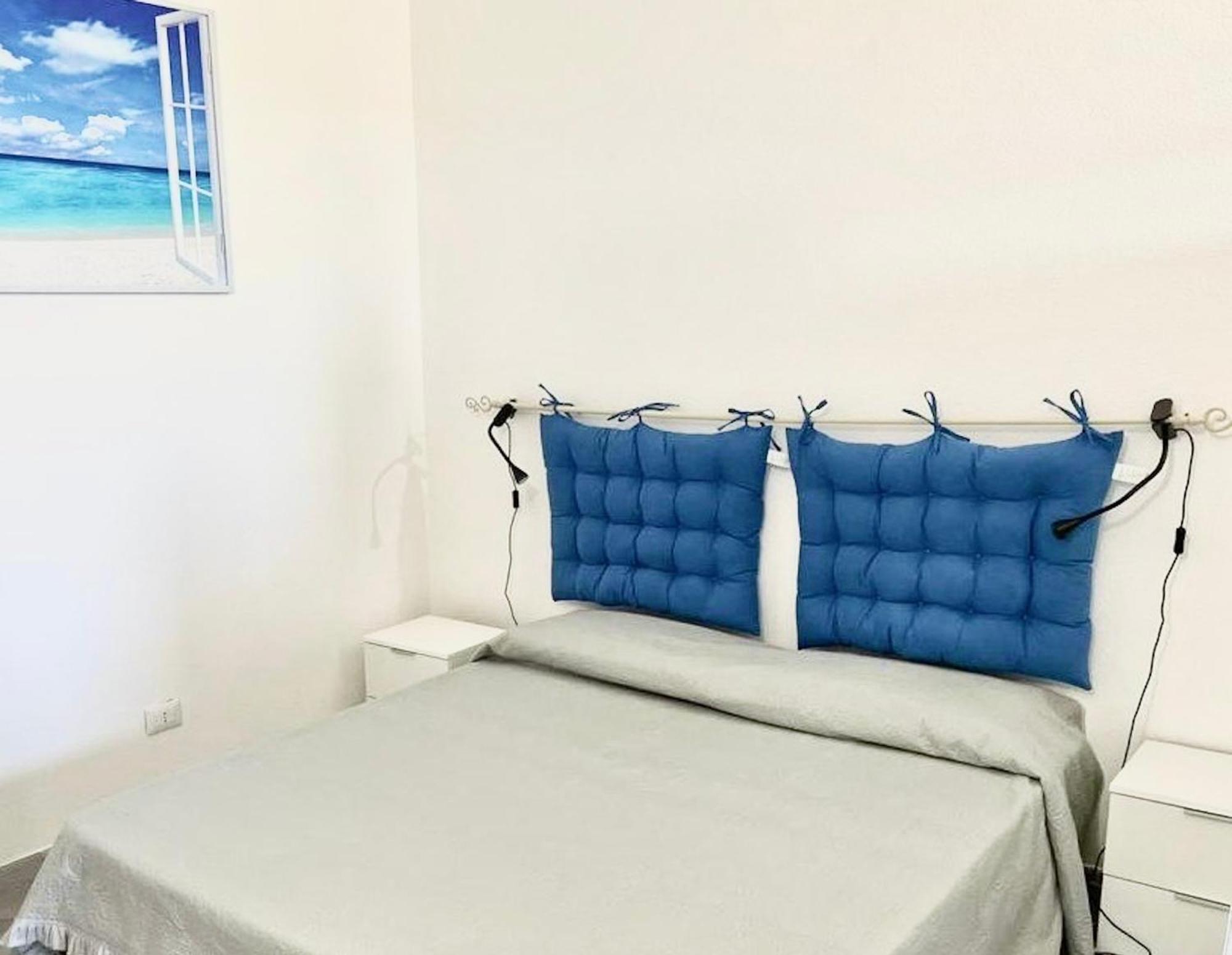 Iss Travel, Panoramic Sea View Ticino - 1 Bedroom Apartments 1,5 Km From The Beach San Teodoro  Extérieur photo
