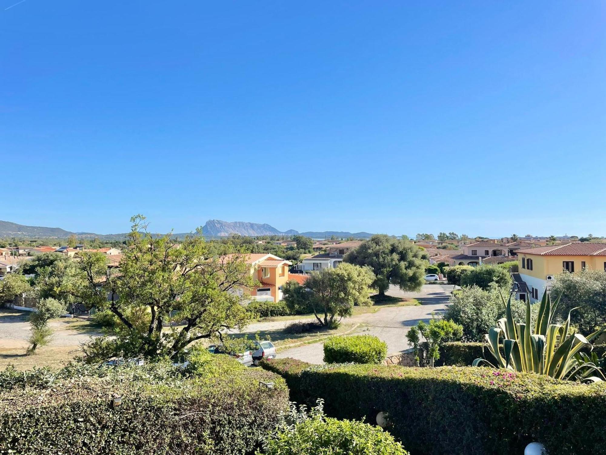 Iss Travel, Panoramic Sea View Ticino - 1 Bedroom Apartments 1,5 Km From The Beach San Teodoro  Extérieur photo